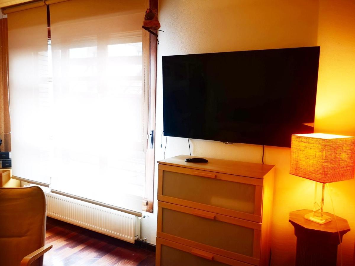 Apartamento Arte, Centro Oviedo, Wiffi, Parking Dış mekan fotoğraf